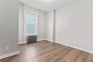 394 Gregory St, Bridgeport, CT 06604 - Photo 18