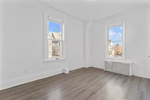 394 Gregory St, Bridgeport, CT 06604 - Photo 16