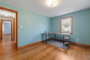 250 Long Hill St, East Hartford, CT 06108 - Photo 24