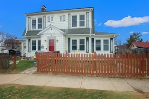 2 Treadwell St, West Haven, CT 06516 - Photo 2