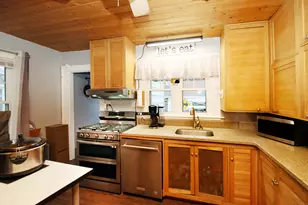 2 Treadwell St, West Haven, CT 06516 - Photo 12