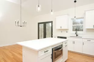 151 Benz St, Ansonia, CT 06401 - Photo 6