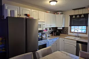 74 Athol St, Killingly, CT 06239 - Photo 6