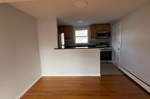 554 Eastern St, New Haven, CT 06513 - Photo 2