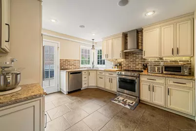 443 Oxford Road, Oxford, CT 06478 - Photo 8