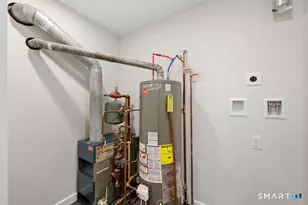 45 Montague Cir, East Hartford, CT 06118 - Photo 22