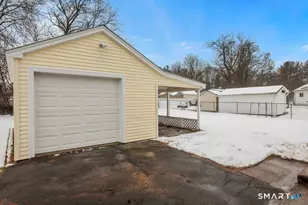 45 Montague Cir, East Hartford, CT 06118 - Photo 24