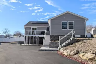 3 Vine St, Naugatuck, CT 06770 - Photo 2
