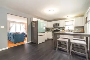 49 Pennsylvania Ave, Montville, CT 06370 - Photo 12