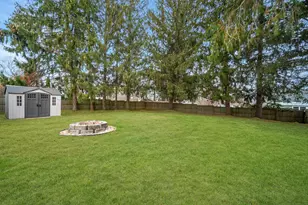 49 Pennsylvania Ave, Montville, CT 06370 - Photo 34