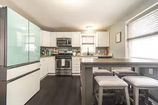 49 Pennsylvania Ave, Montville, CT 06370 - Photo 10