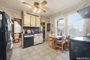 556 Boswell Ave, Norwich, CT 06360 - Photo 10