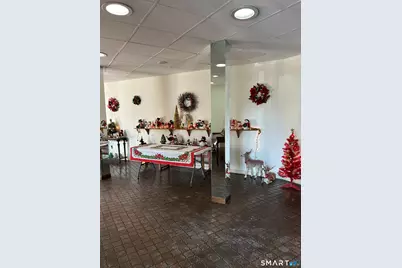 1700 Broadbridge Avenue #A14, Stratford, CT 06614 - Photo 4