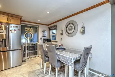 316 Goldenrod Avenue, Bridgeport, CT 06606 - Photo 12