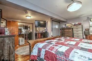 316 Goldenrod Ave, Bridgeport, CT 06606 - Photo 26