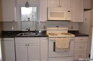 38 Covey Rd, Burlington, CT 06013 - Photo 4