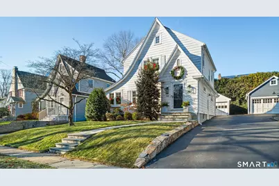 984 Valley Road, Fairfield, CT 06825 - Photo 2
