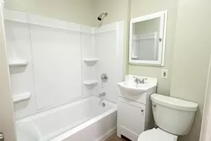 69 South St, Hartford, CT 06114 - Photo 8