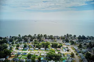 43 Contact Dr, West Haven, CT 06516 - Photo 8