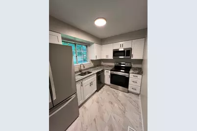 111 Sunset Avenue #111, 113, 115, Meriden, CT 06450 - Photo 4