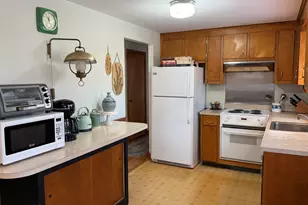 107 Brace Ave, Bristol, CT 06010 - Photo 10