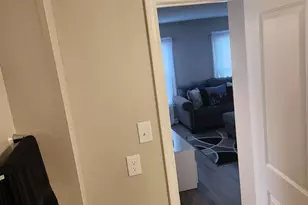 515 Liberty St, Meriden, CT 06450 - Photo 10