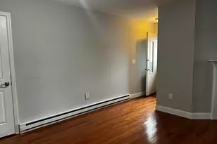 136 Pembroke Rd, Danbury, CT 06811 - Photo 4