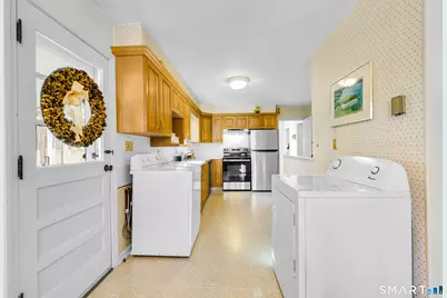 253 Elmwood Circle, Cheshire, CT 06410 - Photo 16