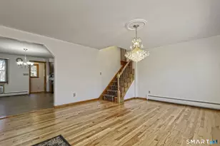 180 White Dr, Hamden, CT 06514 - Photo 4