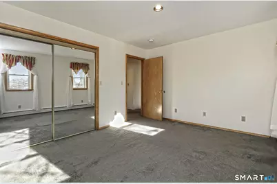 180 White Drive, Hamden, CT 06514 - Photo 24