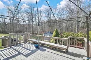 27 Merriman Ln, Wallingford, CT 06492 - Photo 8