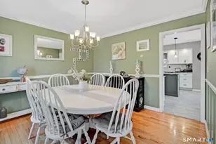 27 Merriman Ln, Wallingford, CT 06492 - Photo 10