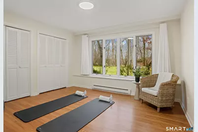 25 Riverbank Drive, Stamford, CT 06903 - Photo 28