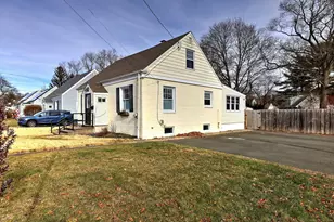 113 Chester St, Hamden, CT 06514 - Photo 40