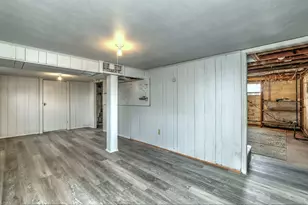 113 Chester St, Hamden, CT 06514 - Photo 38