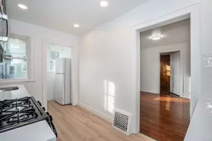 57 Washington Cir, West Hartford, CT 06119 - Photo 16