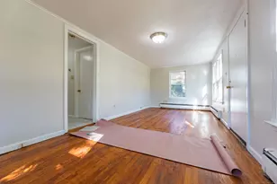 1384 West St, Southington, CT 06489 - Photo 10