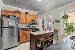 276 Oxford St, Hartford, CT 06105 - Photo 16