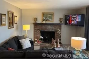 38 Timber Ln, Waterbury, CT 06705 - Photo 4