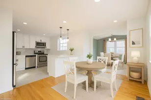 44 Simsbury Manor Dr, Simsbury, CT 06089 - Photo 14
