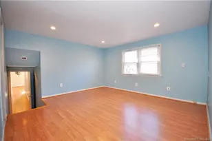 44 Simsbury Manor Dr, Simsbury, CT 06089 - Photo 22