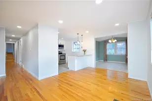 44 Simsbury Manor Dr, Simsbury, CT 06089 - Photo 12