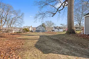 76 Palmer St, Stamford, CT 06907 - Photo 20