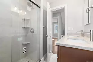 76 Palmer St, Stamford, CT 06907 - Photo 12