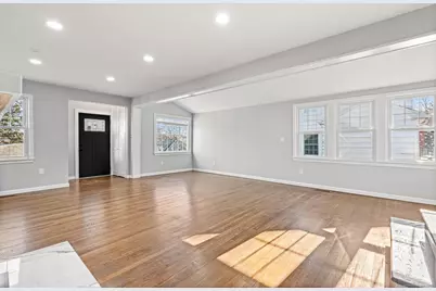 76 Palmer Street, Stamford, CT 06907 - Photo 8