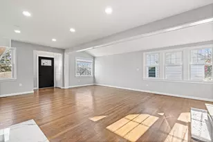 76 Palmer St, Stamford, CT 06907 - Photo 8