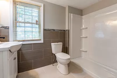 179 Manchester Street, Hartford, CT 06112 - Photo 18