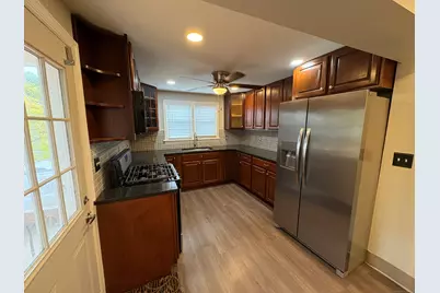 179 Manchester Street, Hartford, CT 06112 - Photo 12