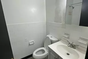 1660 E Main St, Waterbury, CT 06705 - Photo 10