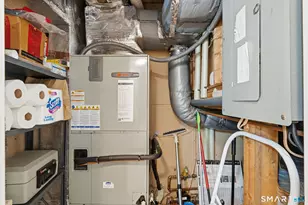 7 Tamarack Ln, Simsbury, CT 06070 - Photo 28